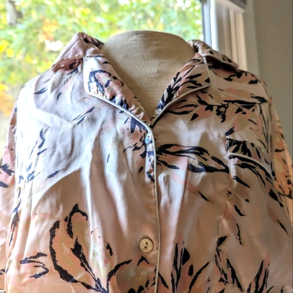 House of Harlow 1960 Tropical Pajama Set - Picture 7 of 11